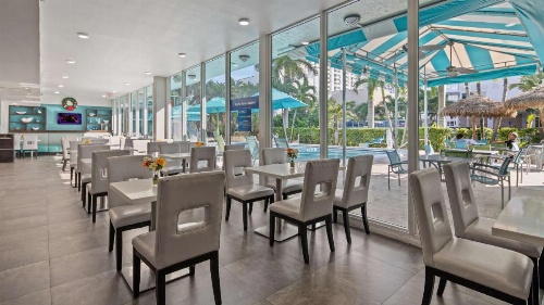 Best Western Plus Oceanside Inn image 18