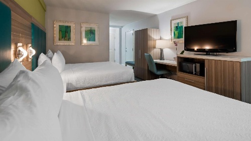 Best Western Plus Oceanside Inn image 2