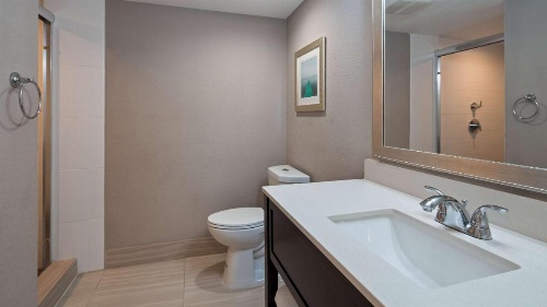 Best Western Plus Oceanside Inn image 27